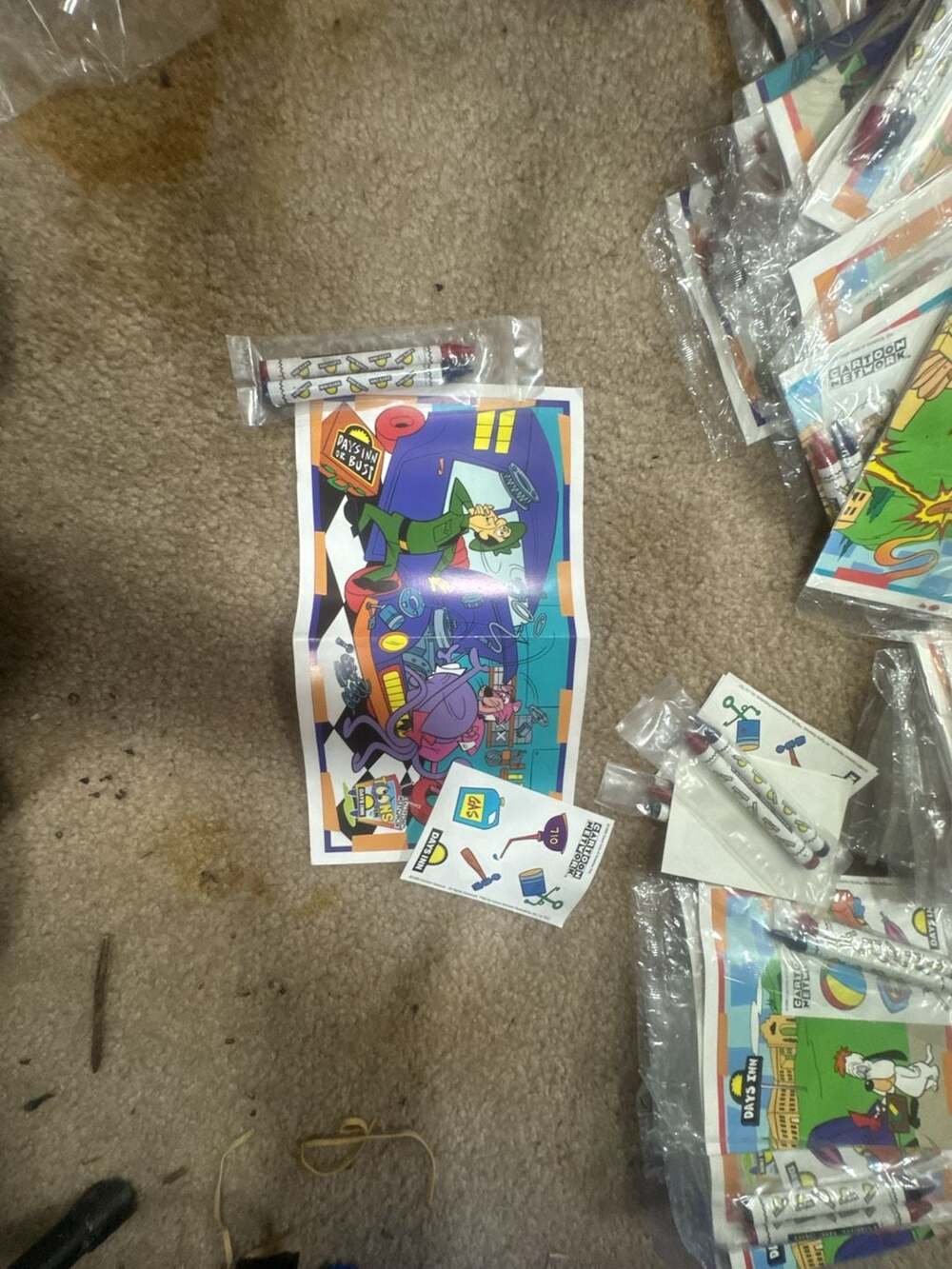 1998 Cartoon Network Toons at Days Inn Promotional Activity Set 60  individually